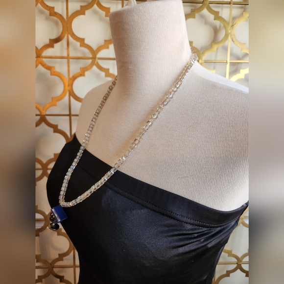 ✨️🌏Handcrafted Globe with Inset Crystals and Passport with Pages - Picture 11 of 16